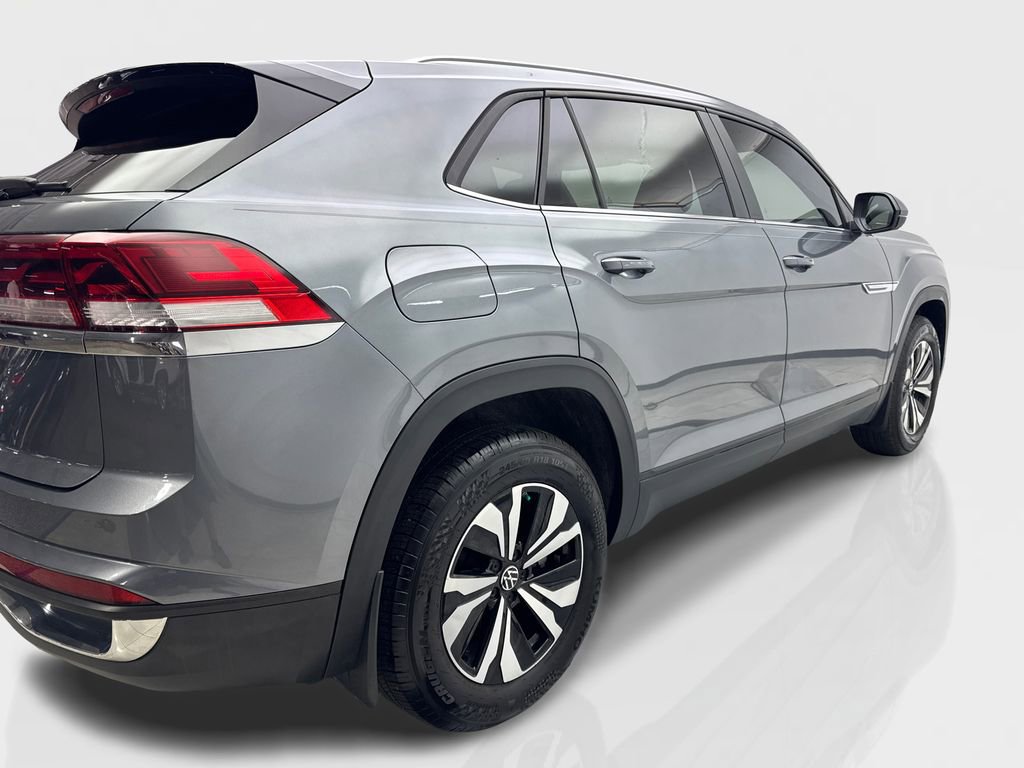 Used 2025 Volkswagen Atlas Cross Sport SE image 13