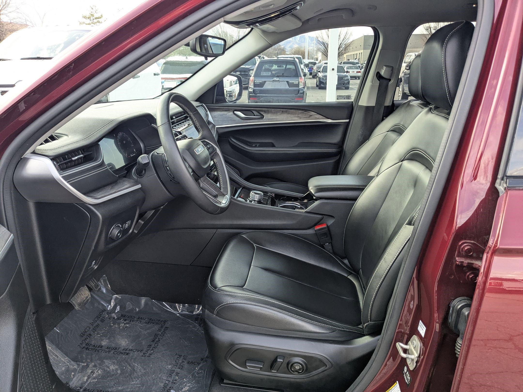 Used 2023 Jeep Grand Cherokee L Limited image 17