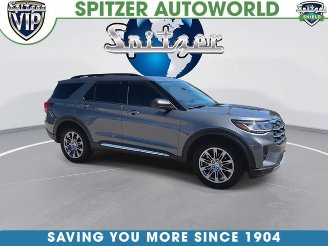Used 2025 Ford Explorer Active w/ Active Comfort Package AWD/4WD image 2