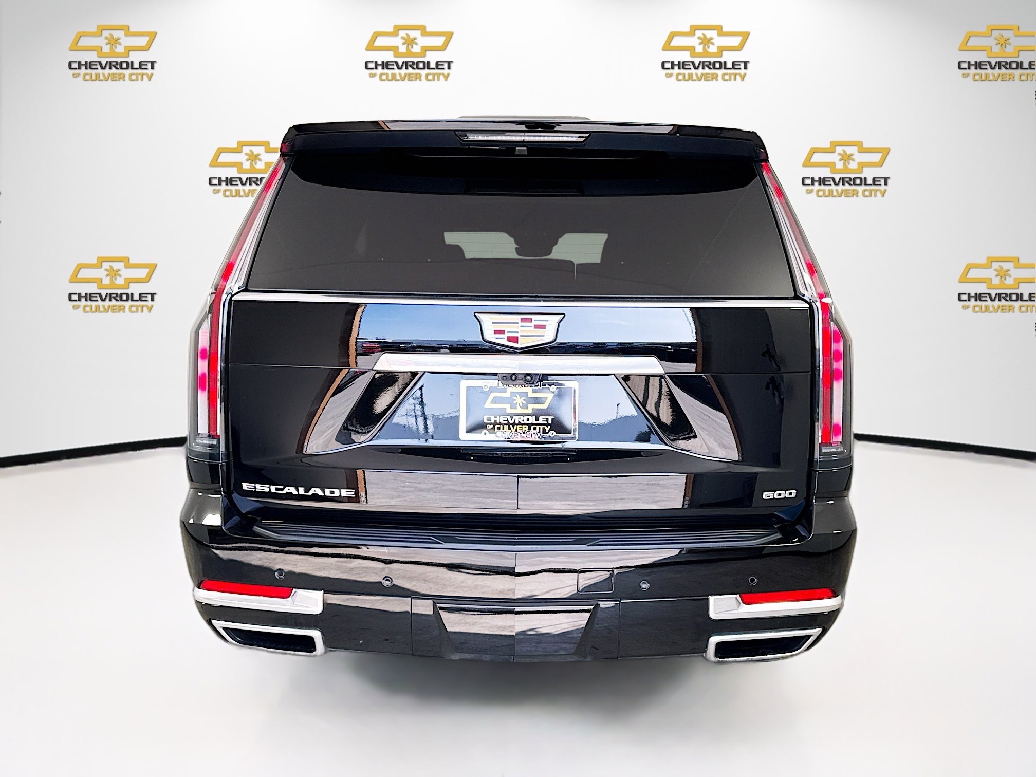 Used 2025 Cadillac Escalade Premium Luxury w/ Touring Package AWD/4WD image 7