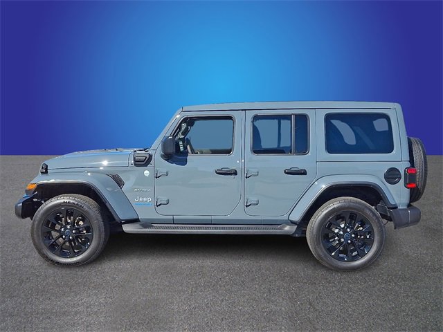 Used 2024 Jeep Wrangler Unlimited Sahara w/ Technology Group image 7