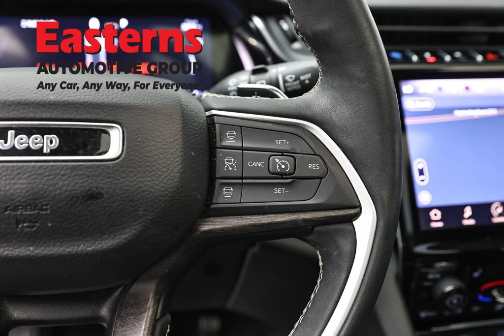 Used 2022 Jeep Grand Cherokee Limited 4xe AWD/4WD image 16