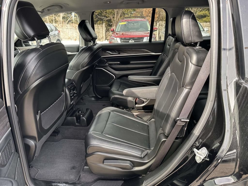 Used 2021 Jeep Grand Cherokee L Limited w/ Trailer Tow Group (B) AWD/4WD image 13