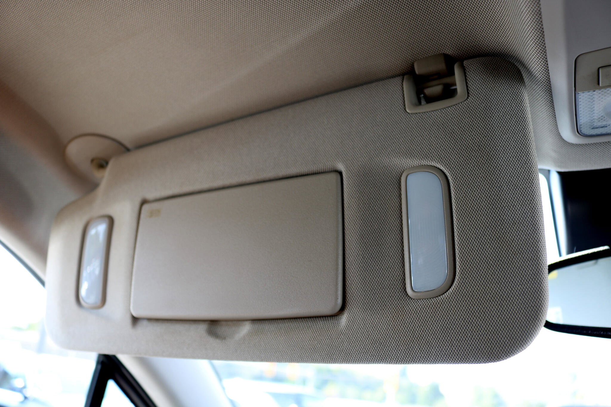 Used 2018 Buick Encore Preferred image 33