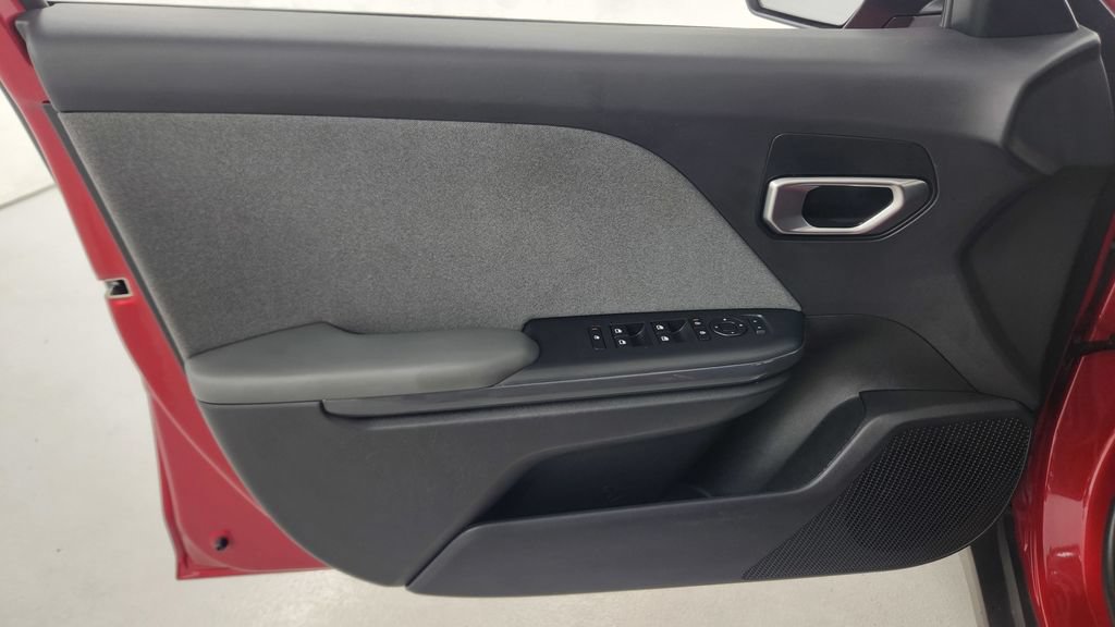 Used 2025 Kia K4 EX FWD image 16