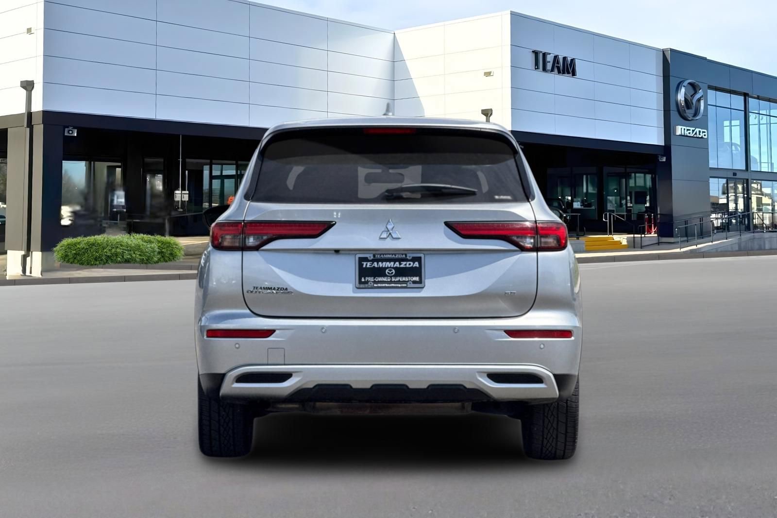 Used 2024 Mitsubishi Outlander SE AWD/4WD image 5