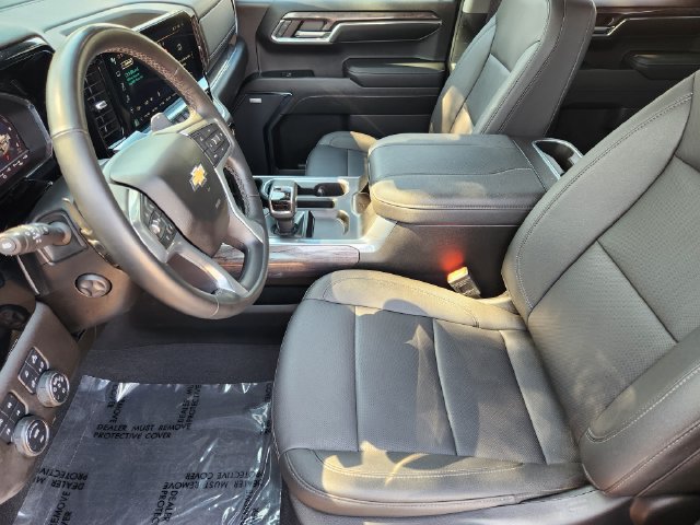 Used 2024 Chevrolet Silverado 1500 LTZ AWD/4WD image 4