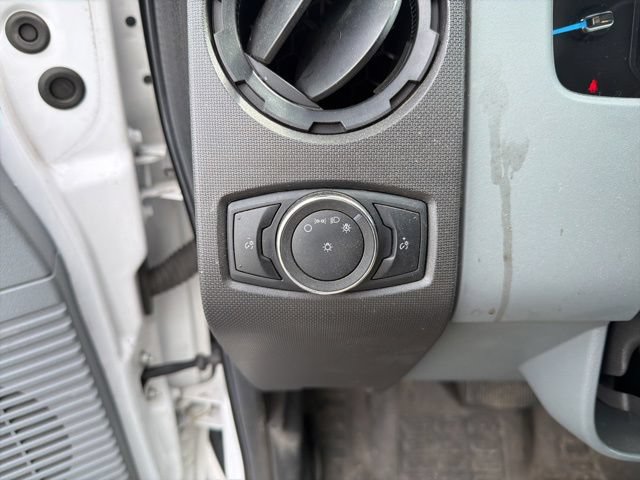 Used 2022 Ford F750 2WD Regular Cab Super Duty image 21