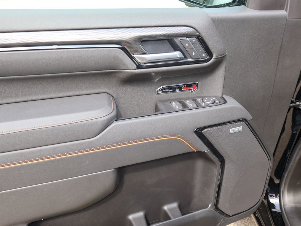 New 2026 GMC Sierra 1500 AT4 w/ AT4 Premium Package AWD/4WD image 9