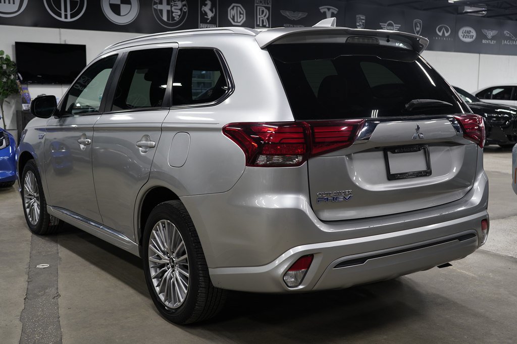 Used 2022 Mitsubishi Outlander SEL AWD/4WD image 3