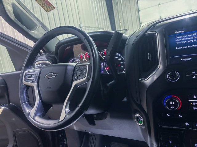 Used 2021 Chevrolet Silverado 1500 LT Trail Boss w/ Bed Protection Package image 15