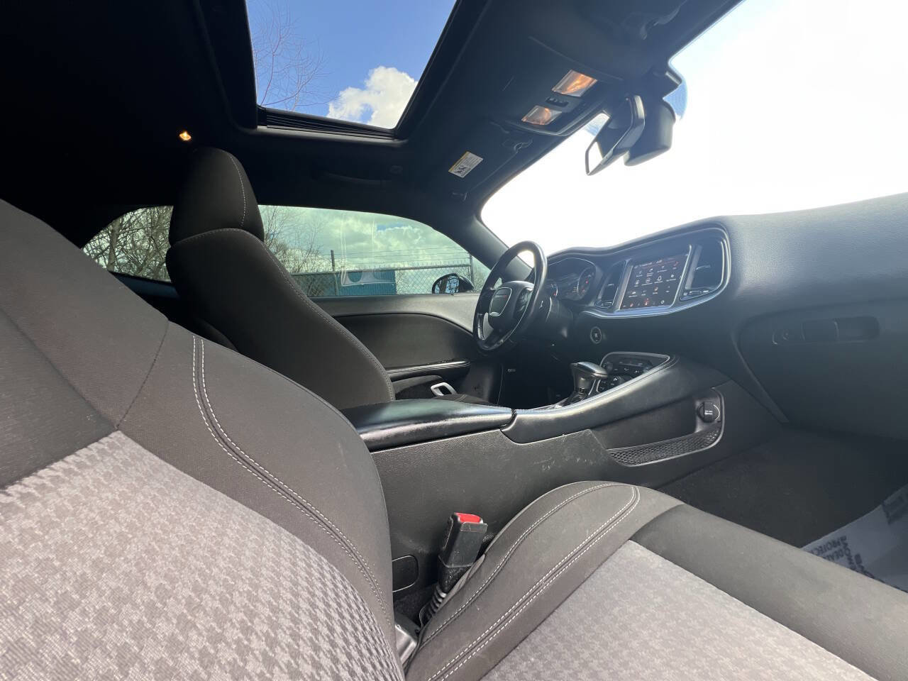 Used 2021 Dodge Challenger SXT w/ Driver Convenience Group image 14