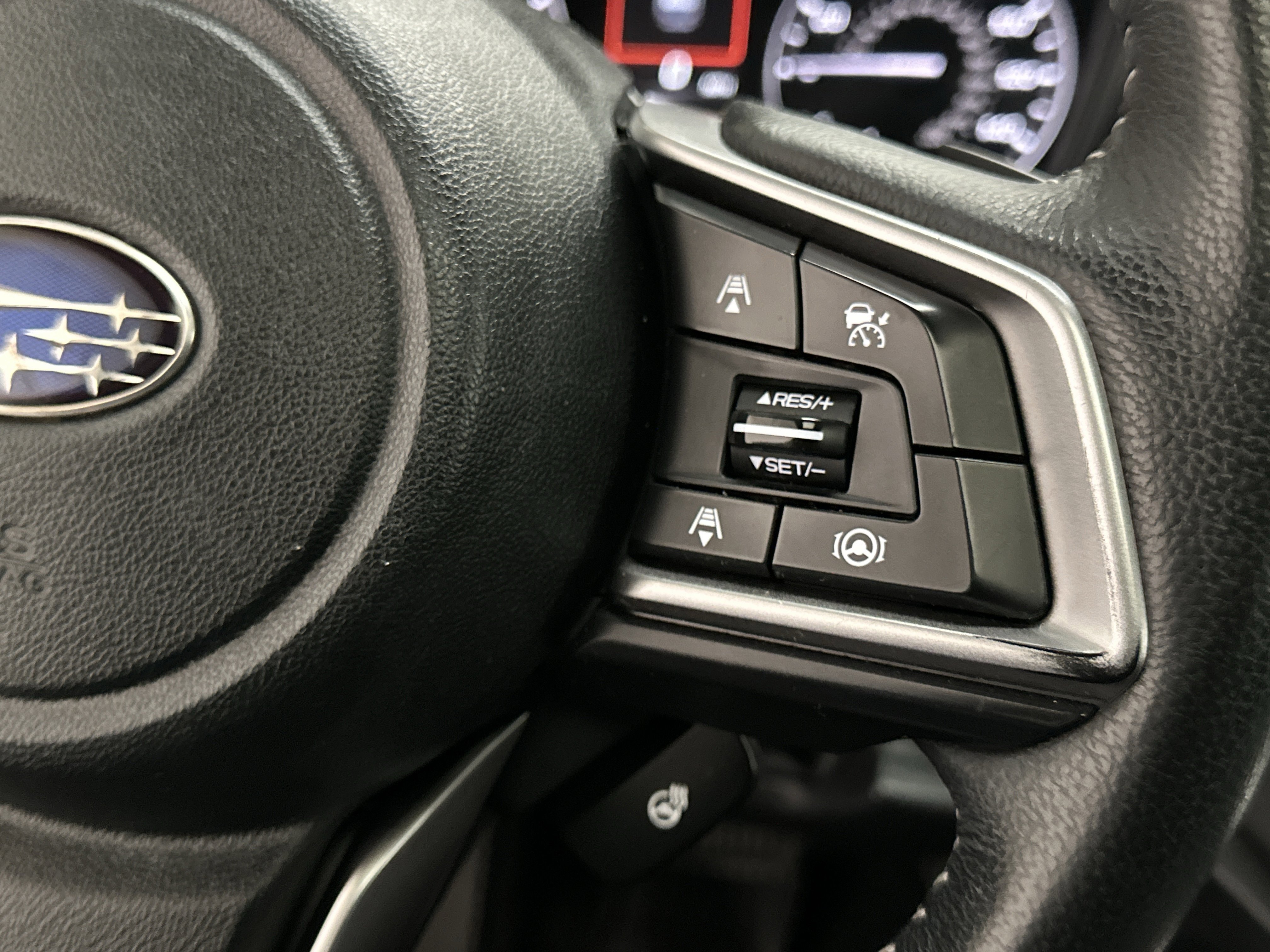 Used 2020 Subaru Outback Limited image 33