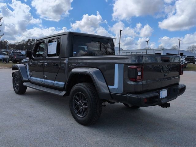 Used 2021 Jeep Gladiator Sport image 7