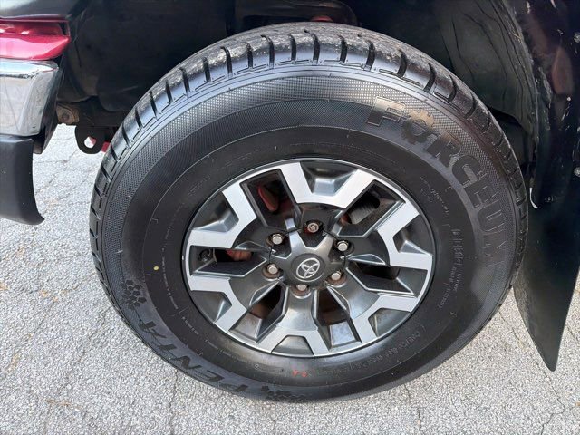 Used 2004 Toyota Tacoma PreRunner image 24