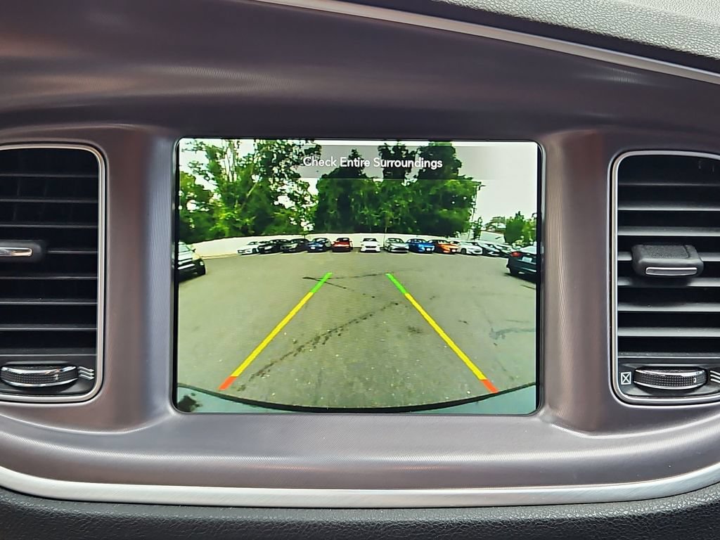 Used 2020 Dodge Charger SXT AWD/4WD image 18