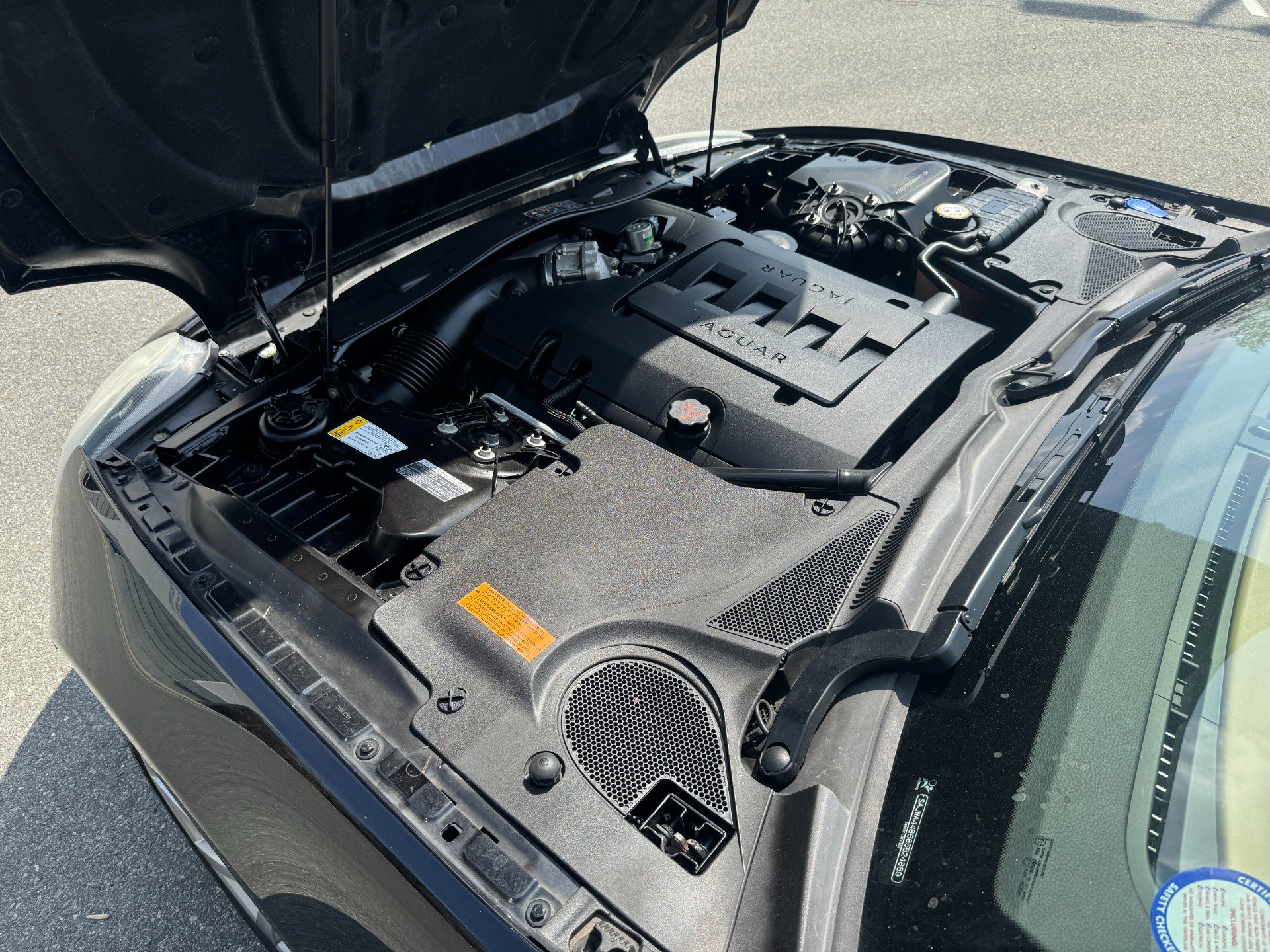 Used 2008 Jaguar XK Convertible image 55