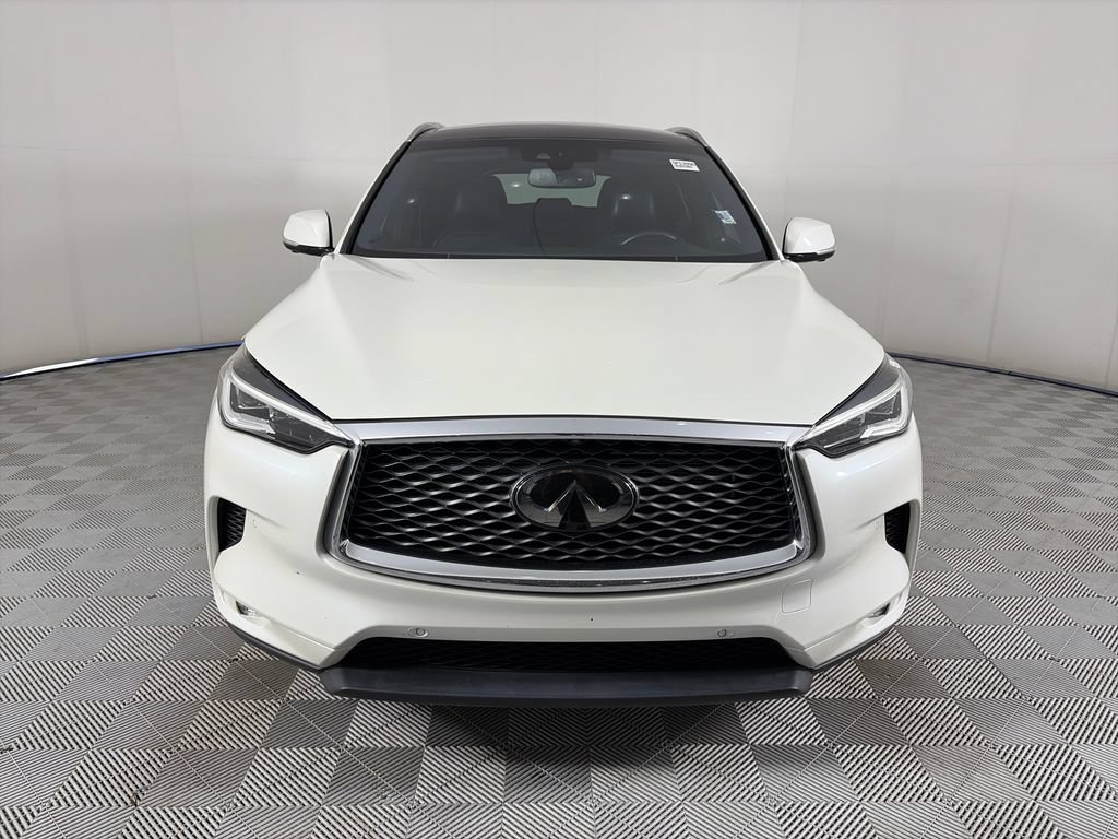 Used 2019 INFINITI QX50 Essential w/ Sensory Package AWD/4WD image 2