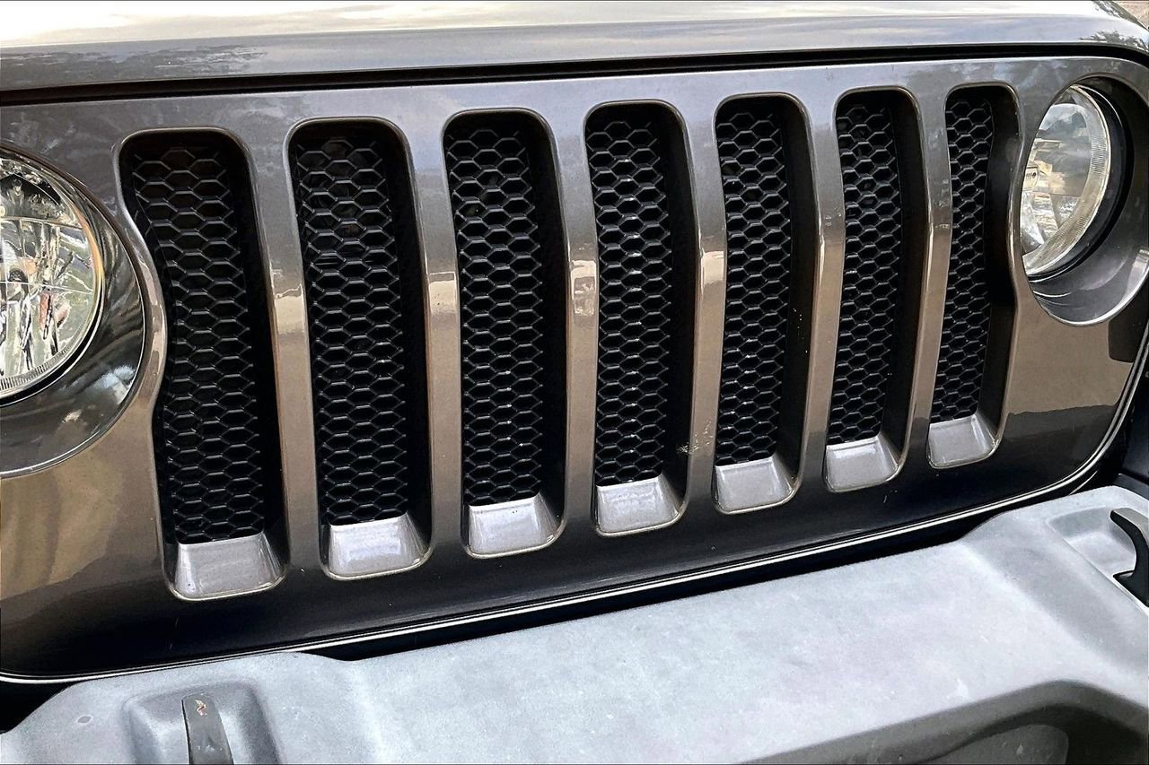 Used 2021 Jeep Wrangler Unlimited Sport image 28