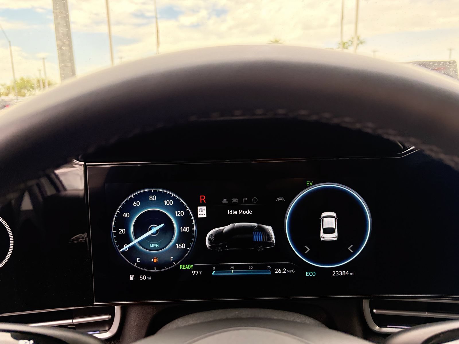 Used 2025 Hyundai Elantra Limited FWD image 30