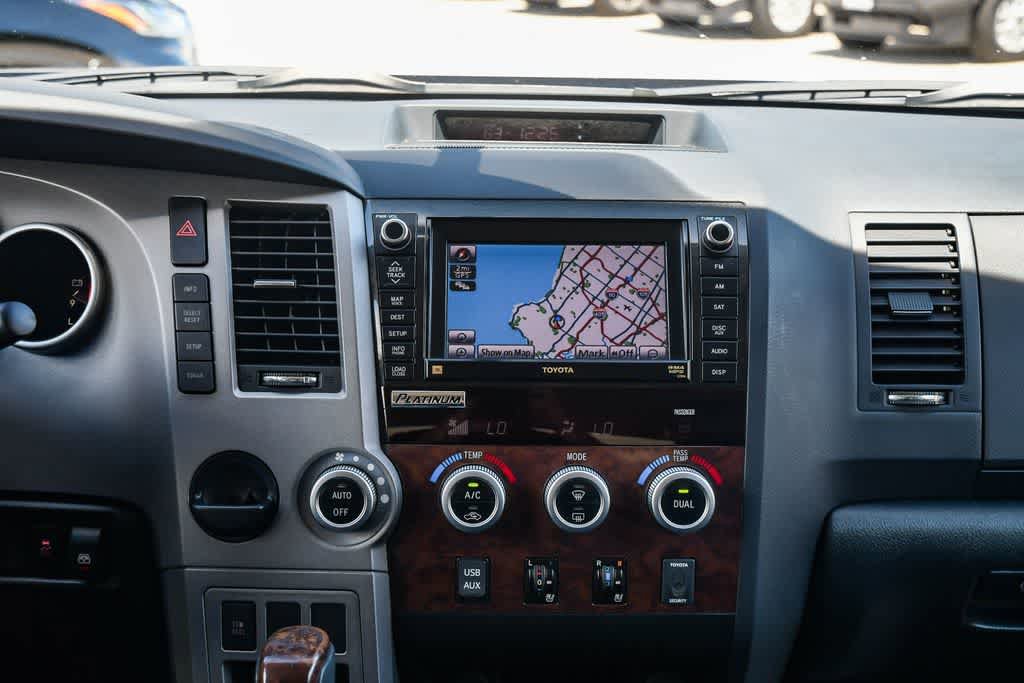 Used 2013 Toyota Tundra Platinum w/ Platinum Pkg RWD image 13
