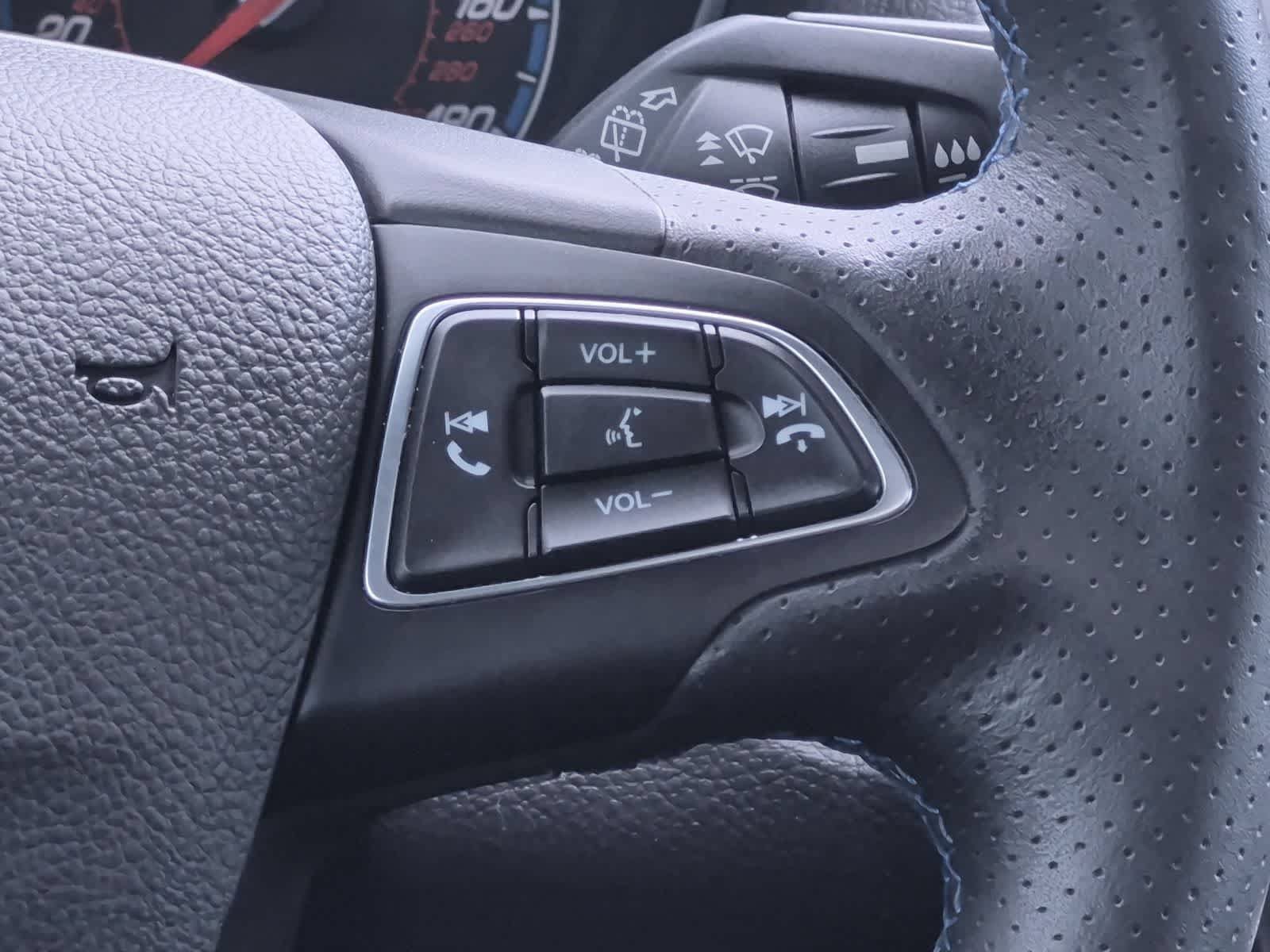 Used 2018 Ford Focus RS AWD/4WD image 26