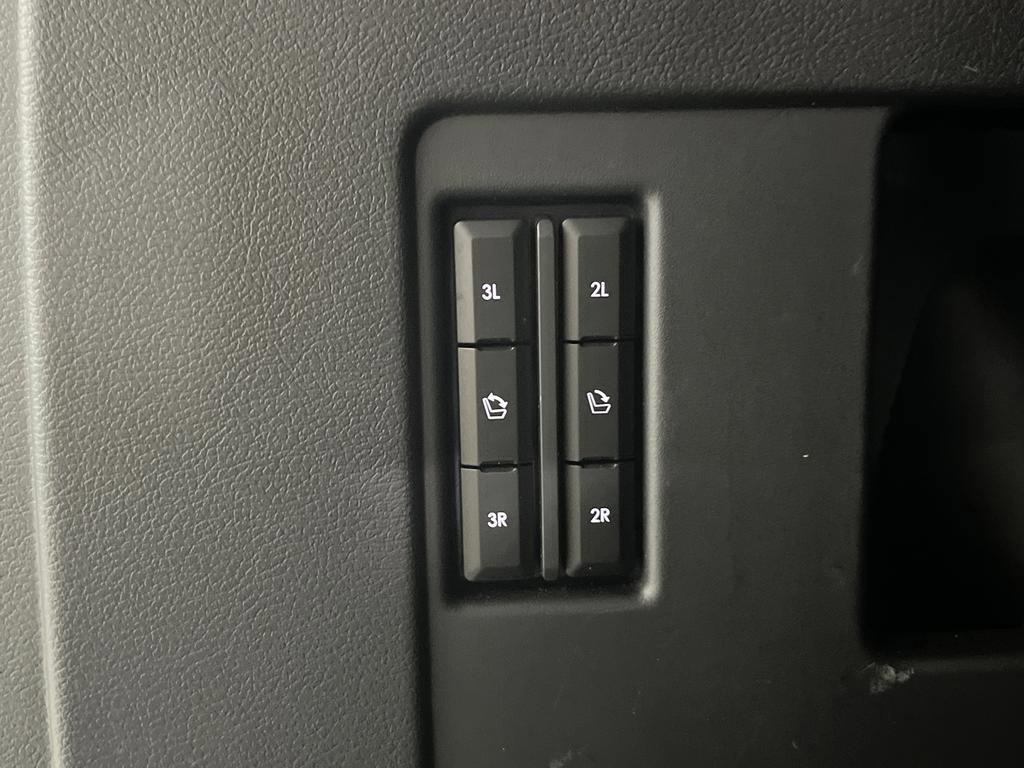 Used 2024 Lincoln Navigator Premiere image 17