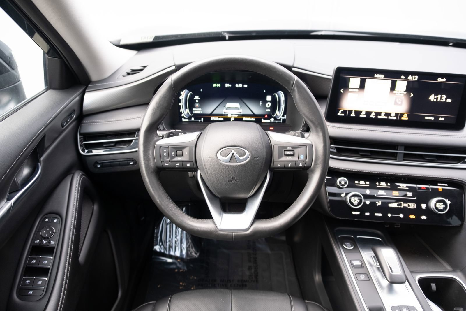 Used 2024 INFINITI QX60 Luxe AWD/4WD image 2
