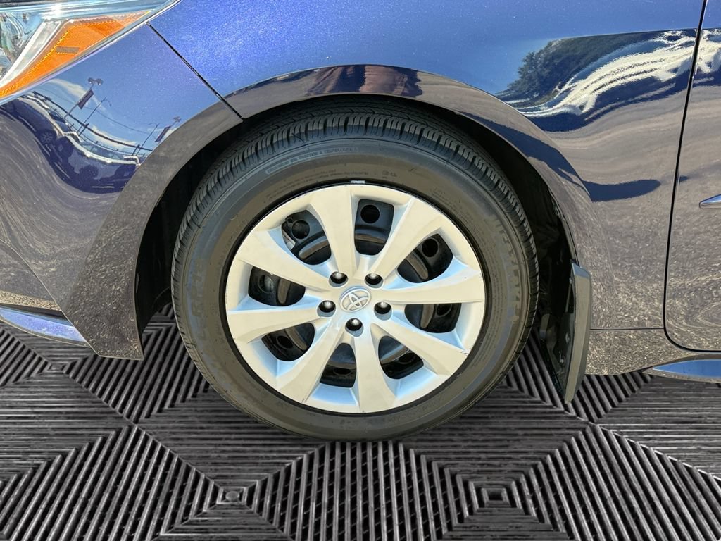 Certified 2023 Toyota Corolla LE w/ Carpet Mat Package (TMS) FWD image 14