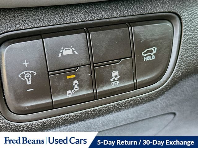 Used 2019 Hyundai Santa Fe SEL FWD image 14