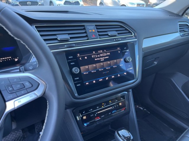 Used 2024 Volkswagen Tiguan SE image 23