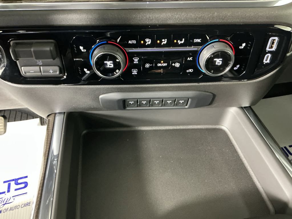 Used 2025 Chevrolet Silverado 2500 LT w/ All Star Edition image 41