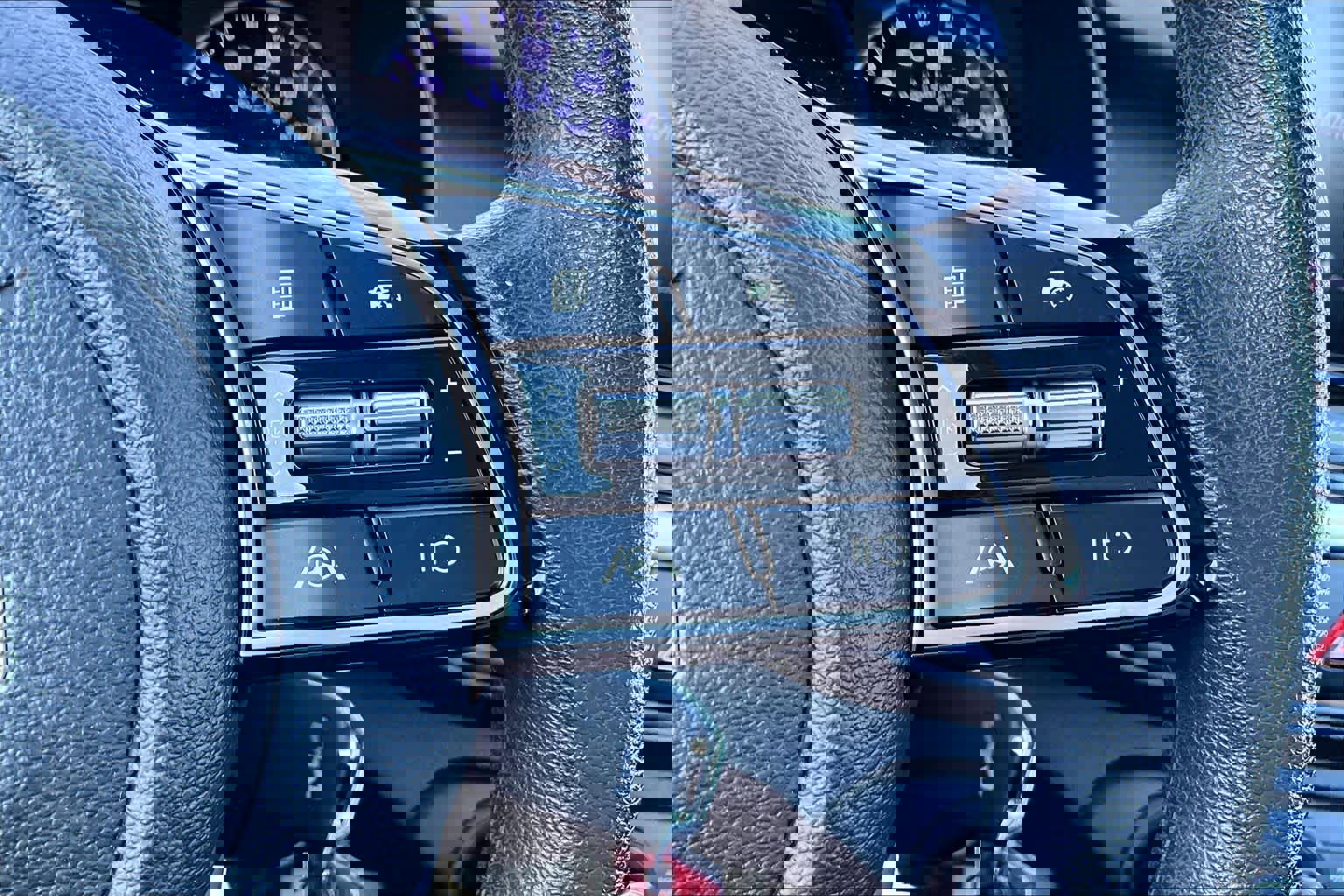 Used 2023 Kia Forte LXS w/ LXS Technology Package image 21