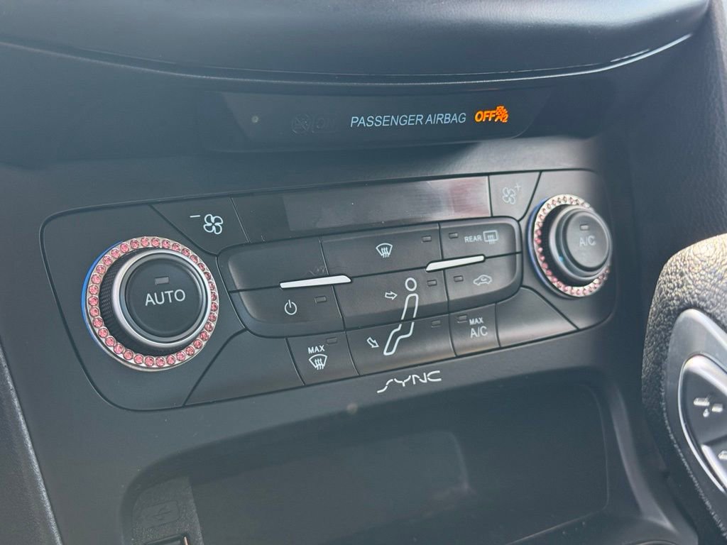 Used 2018 Ford Focus SE image 21