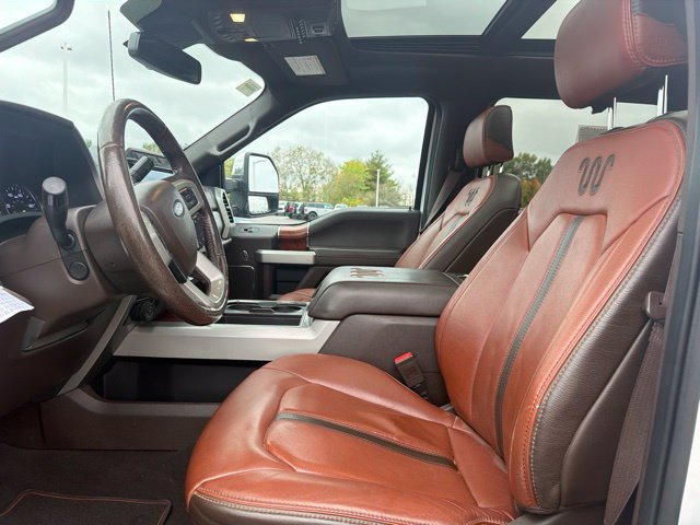 Used 2022 Ford F350 King Ranch w/ Chrome Package AWD/4WD image 29