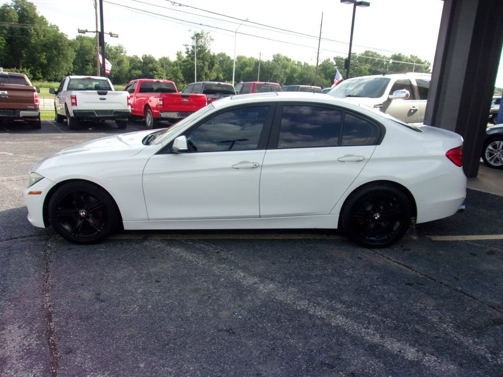 Used 2015 BMW 328i Sedan RWD image 2