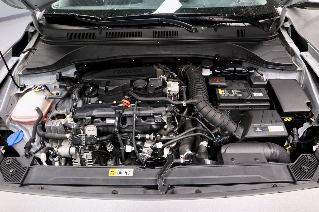 Certified 2023 Hyundai Kona Limited image 18