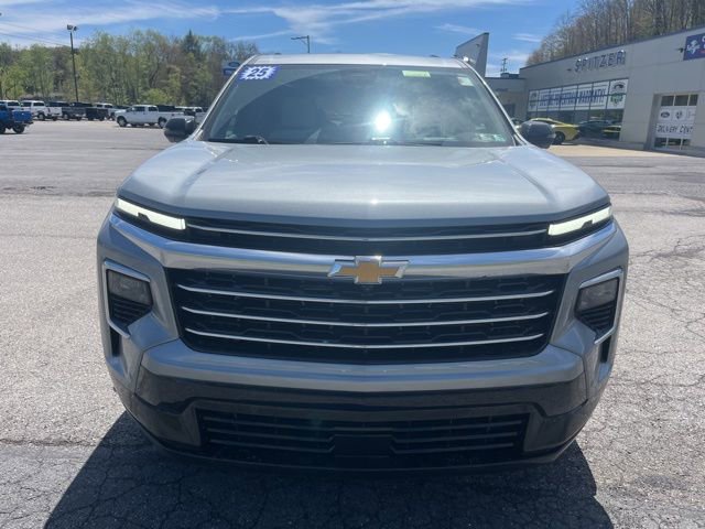 Used 2025 Chevrolet Traverse High Country w/ LPO, Floor Liner Package AWD/4WD image 11