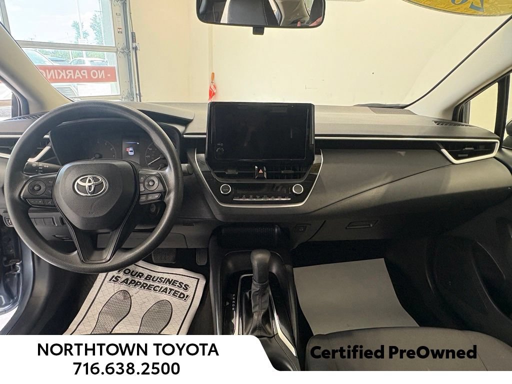Used 2023 Toyota Corolla LE w/ Carpet Mat Package (TMS) FWD image 17