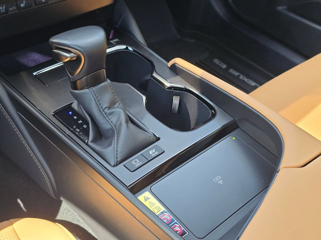 Certified 2025 Lexus ES 300h w/ Premium Package FWD image 23