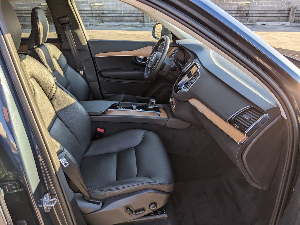 Certified 2023 Volvo XC90 B6 Plus w/ Protection Package image 22