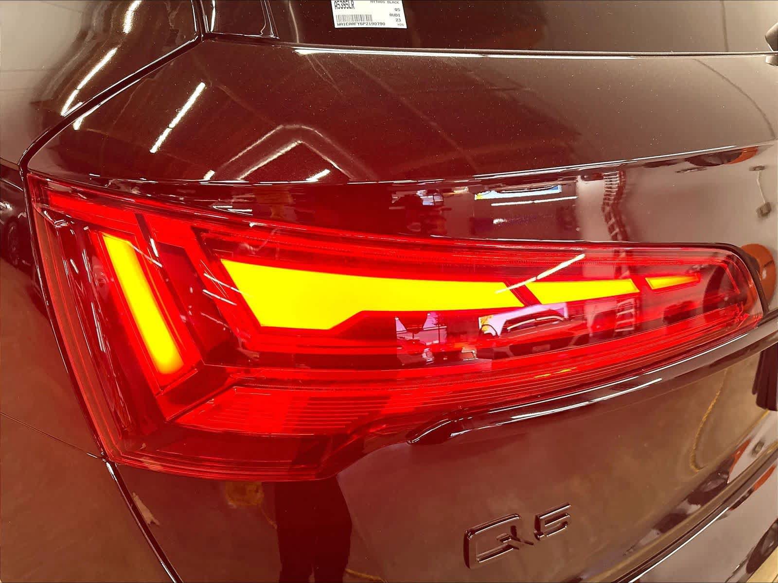 Used 2023 Audi Q5 2.0T Premium Plus w/ Premium Plus Package AWD/4WD image 30
