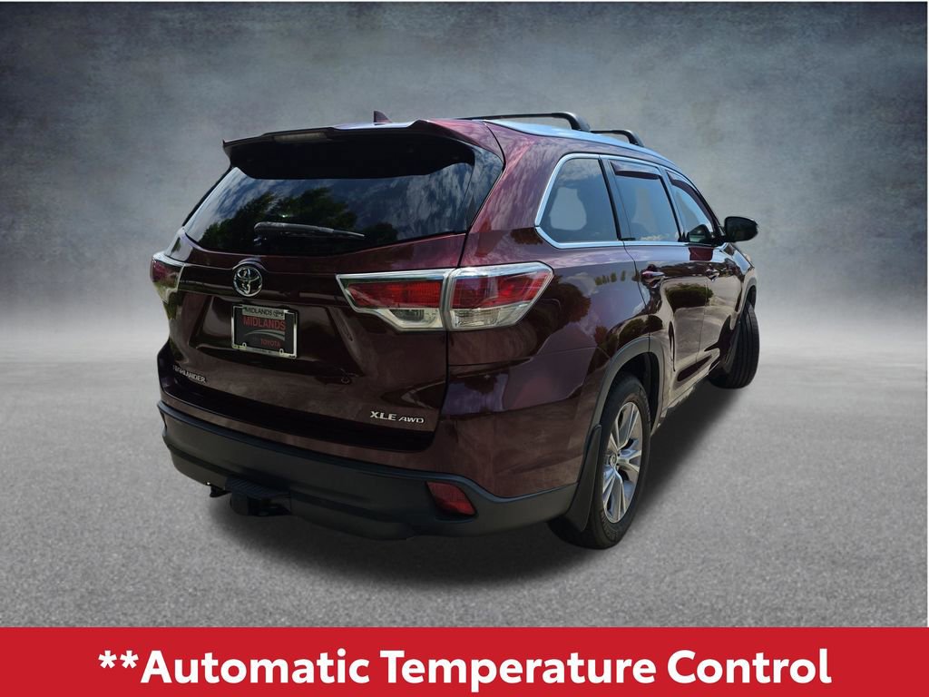 Used 2015 Toyota Highlander XLE AWD/4WD image 4