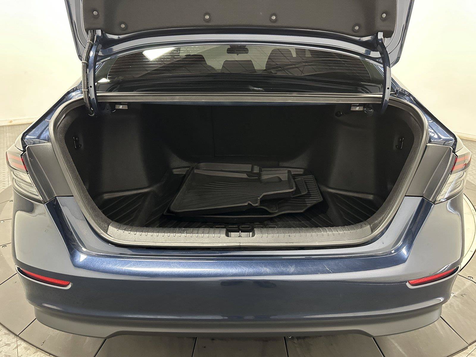 Certified 2025 Honda Accord SE image 33