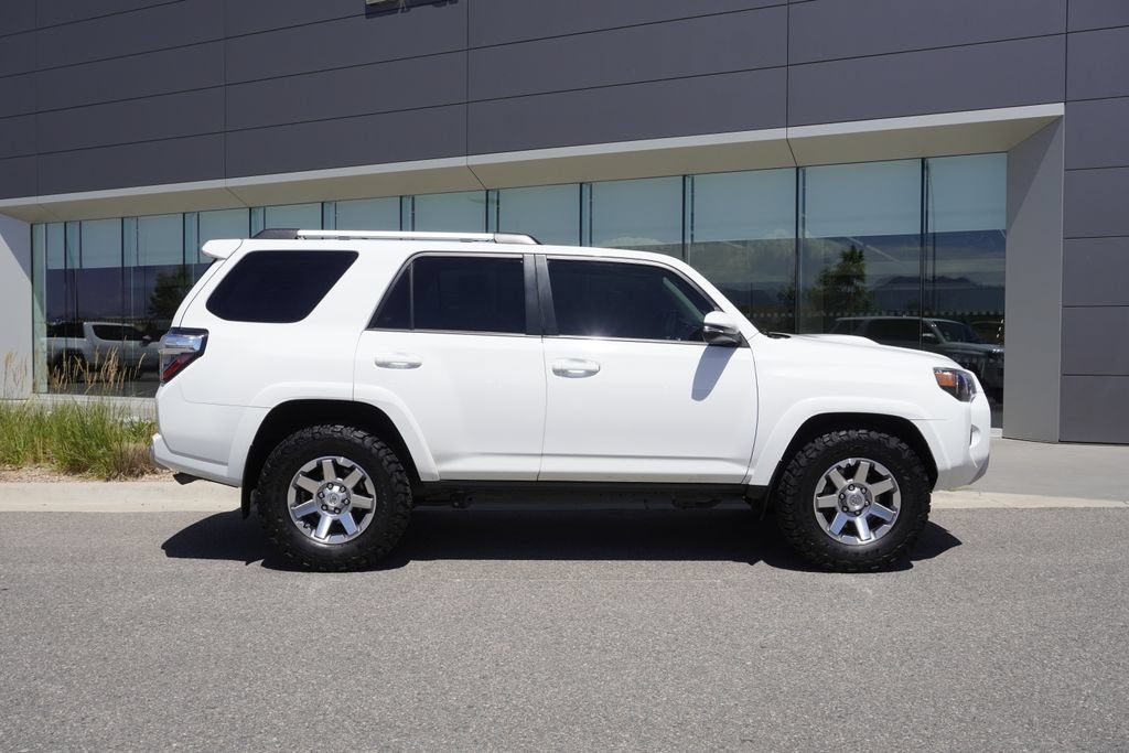 Used 2015 Toyota 4Runner Trail Premium AWD/4WD image 7