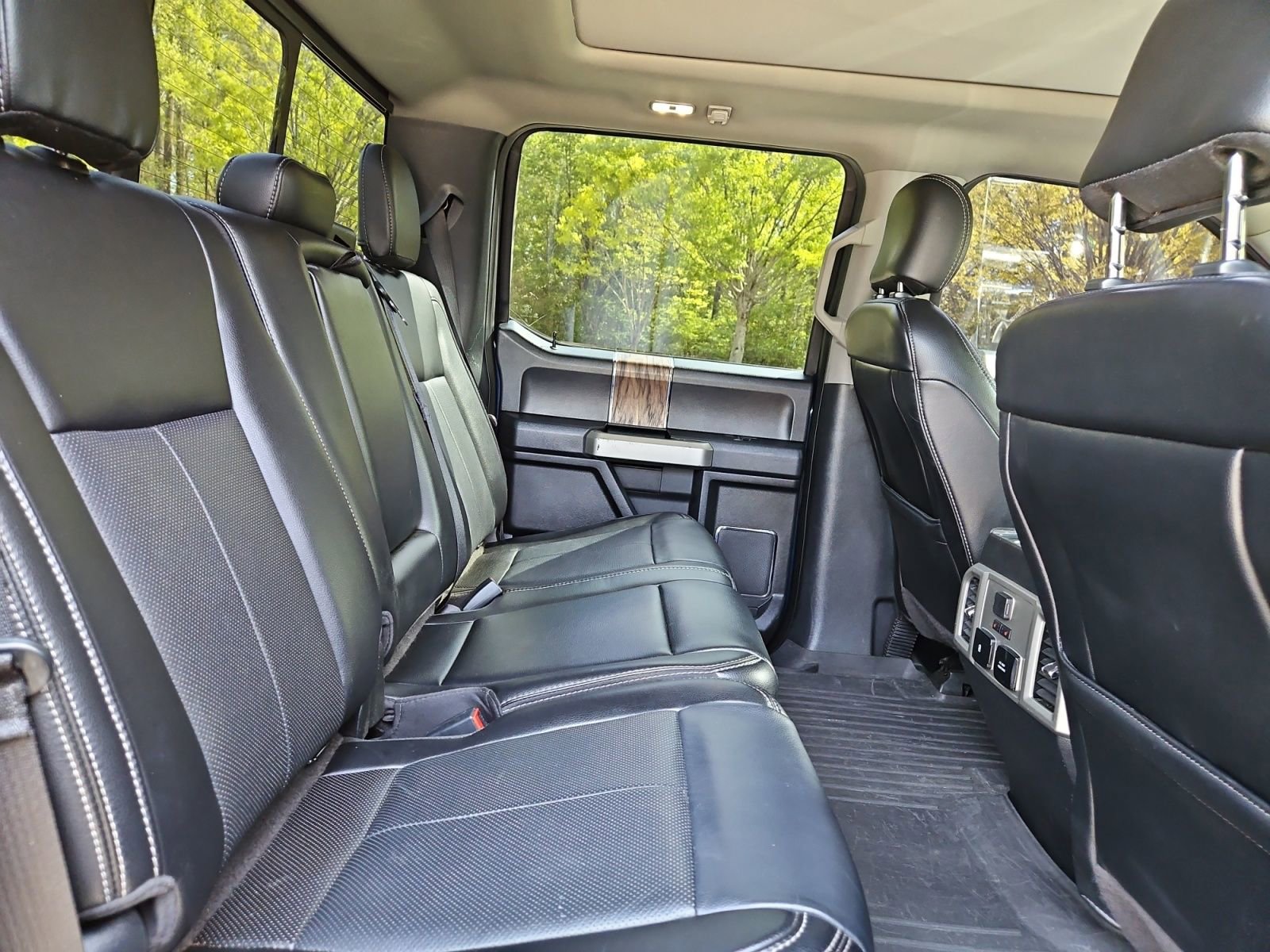 Used 2020 Ford F150 Lariat w/ Equipment Group 502A Luxury image 17