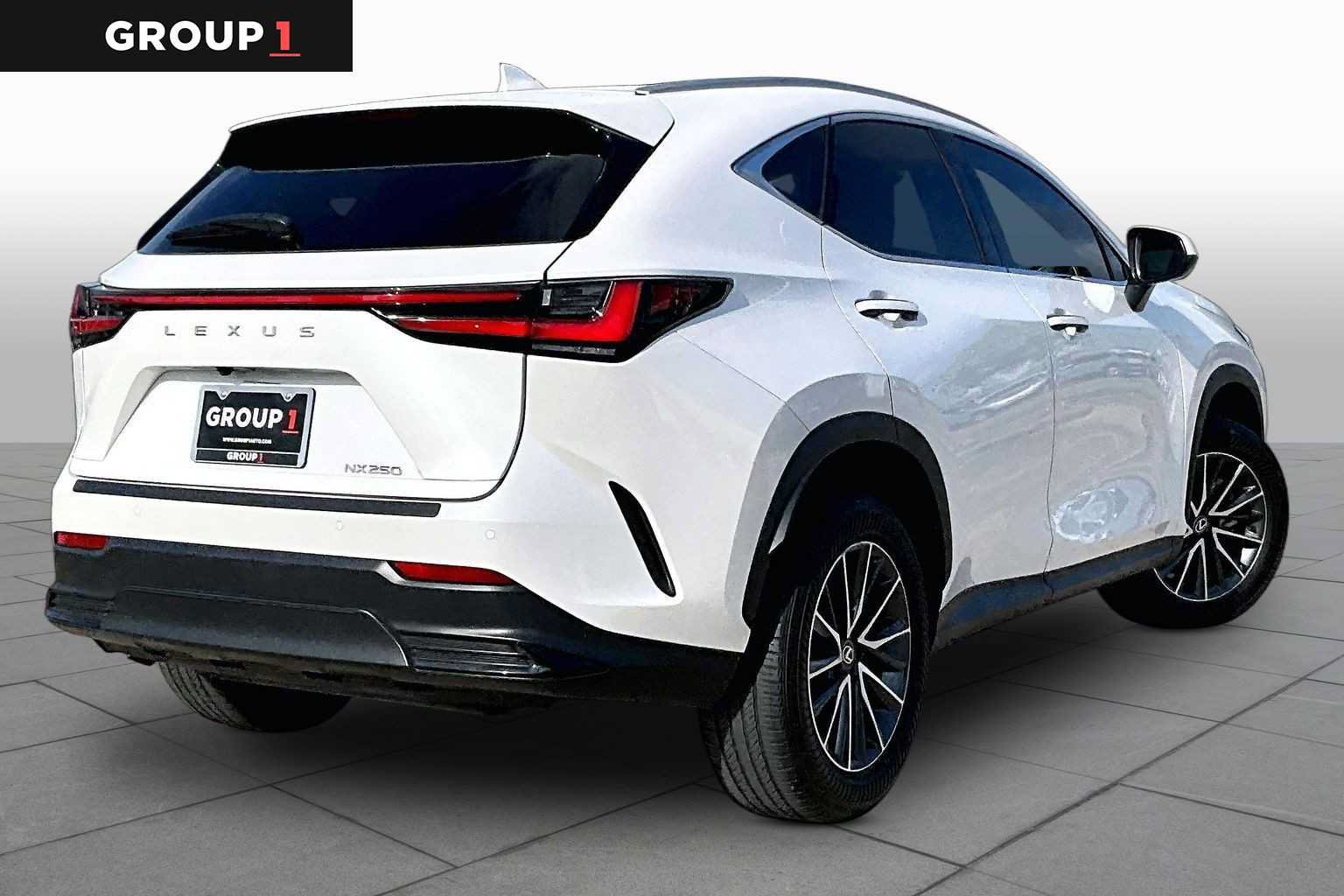 Used 2025 Lexus NX 250 FWD w/ Towing Package (2000 Lbs) image 11
