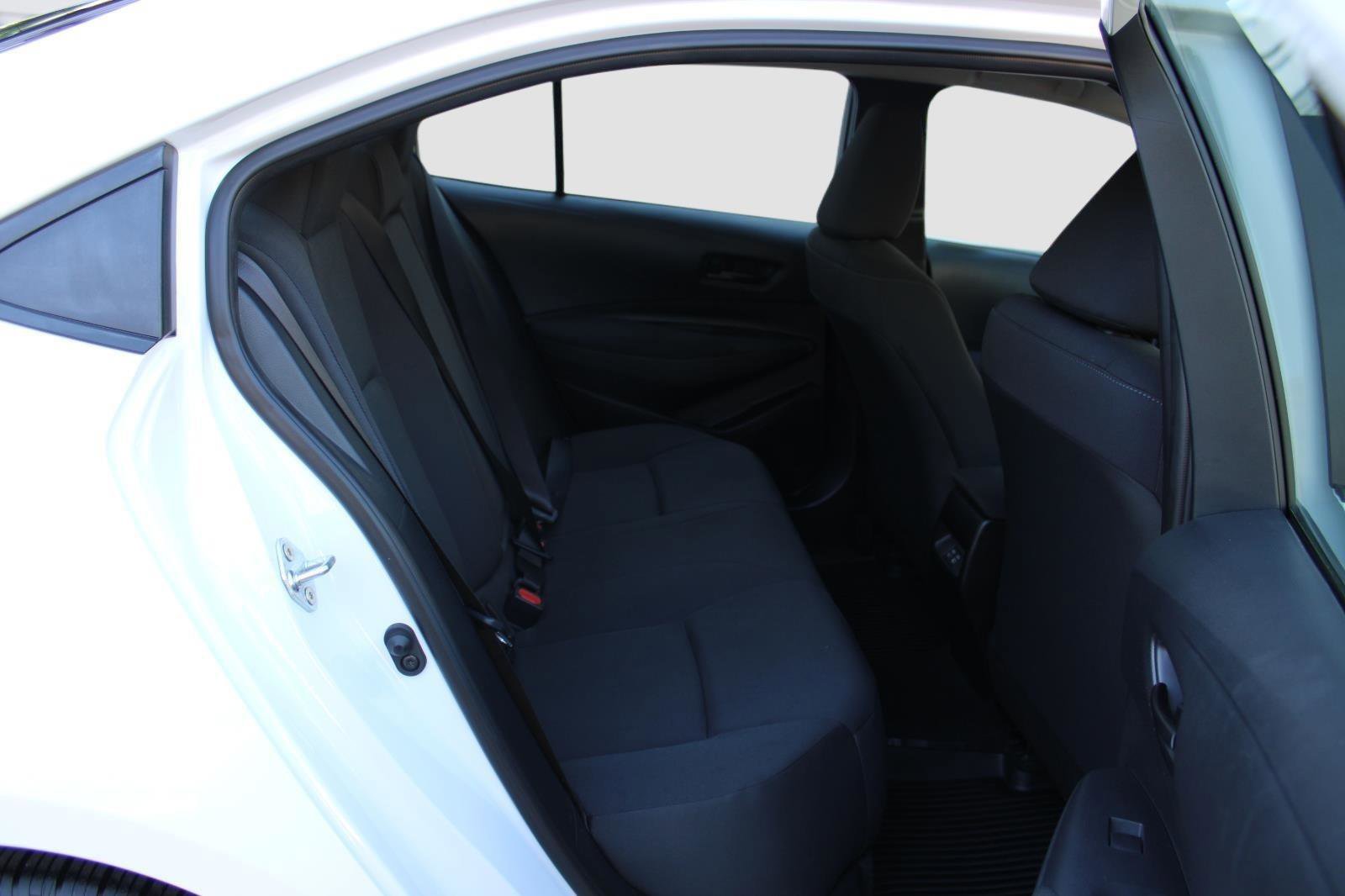 Certified 2024 Toyota Corolla LE image 32