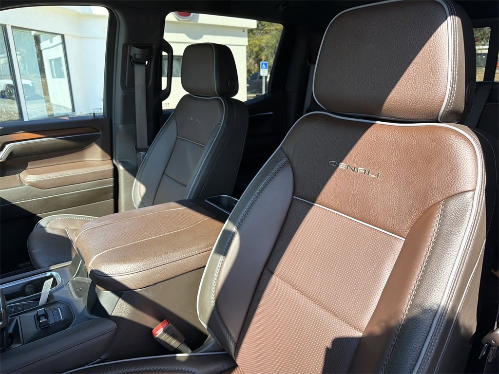 Used 2025 GMC Sierra 1500 Denali image 14