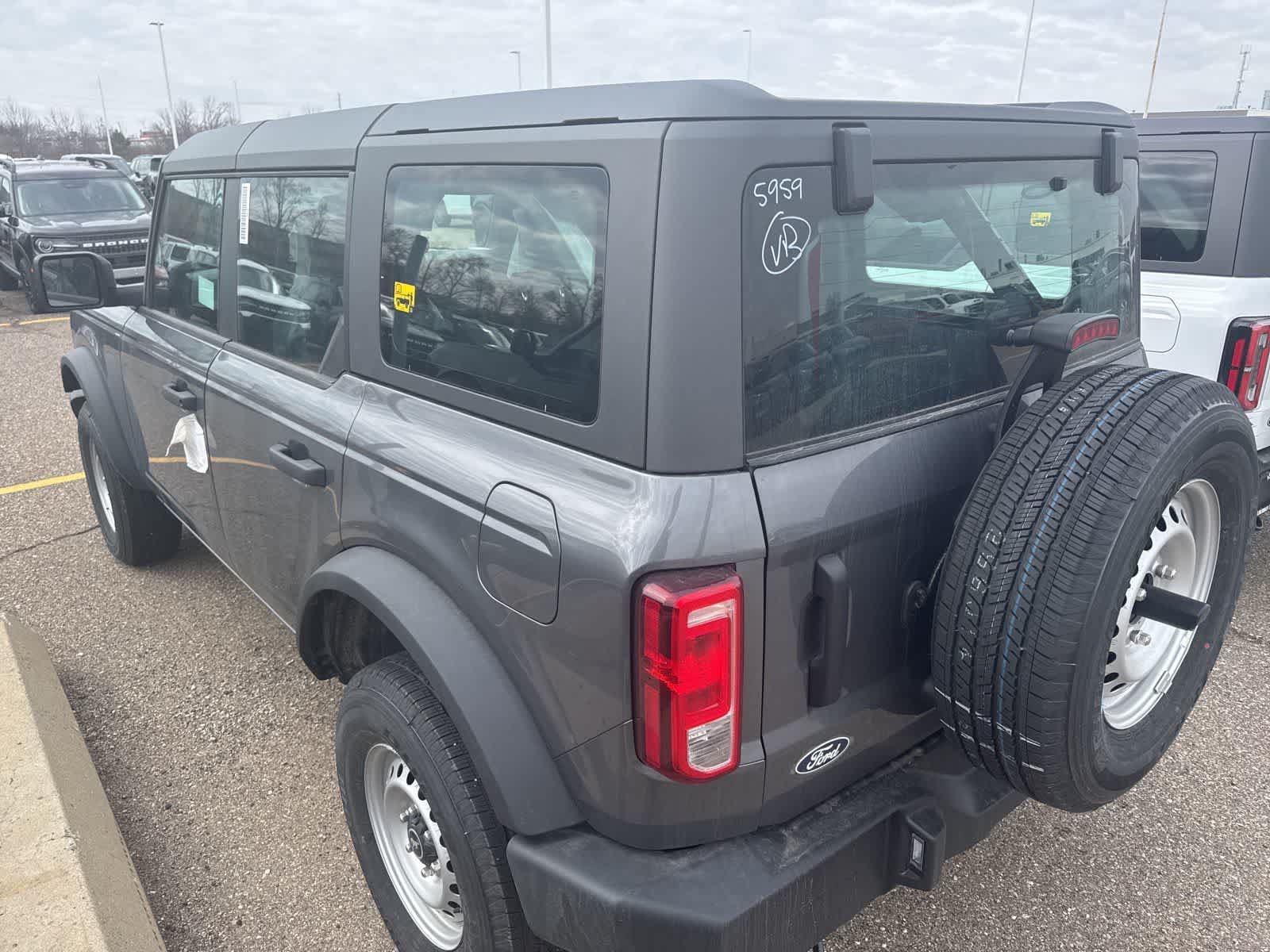 New 2026 Ford Bronco 4-Door AWD/4WD image 5